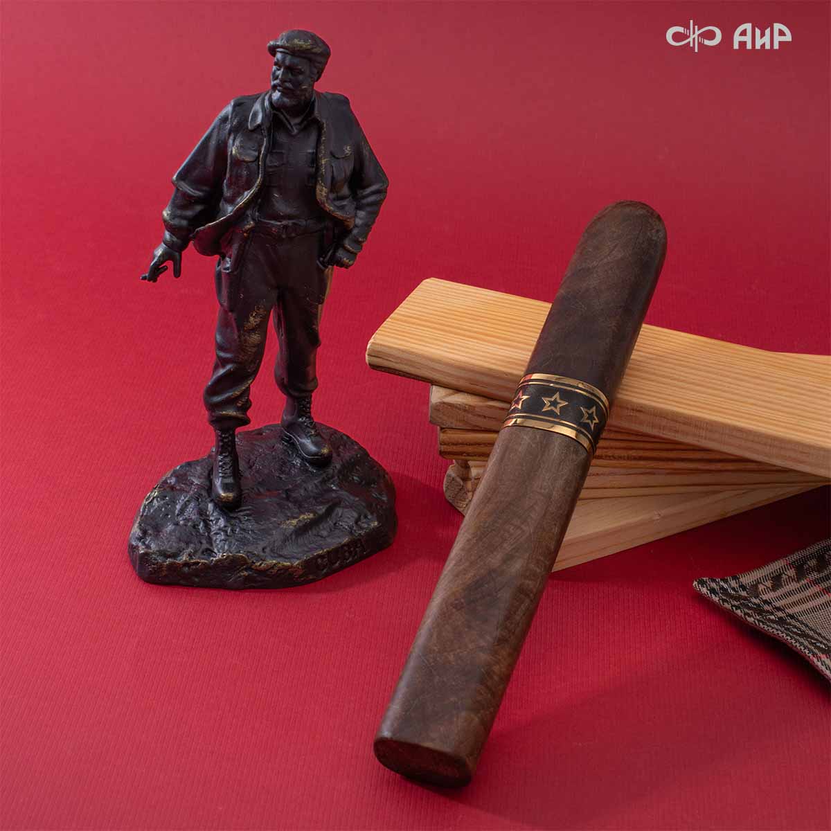  Нож Сигара (ореховый кап, золото, черный никель), дамасская сталь ZDI-1016 - Компания «АиР»