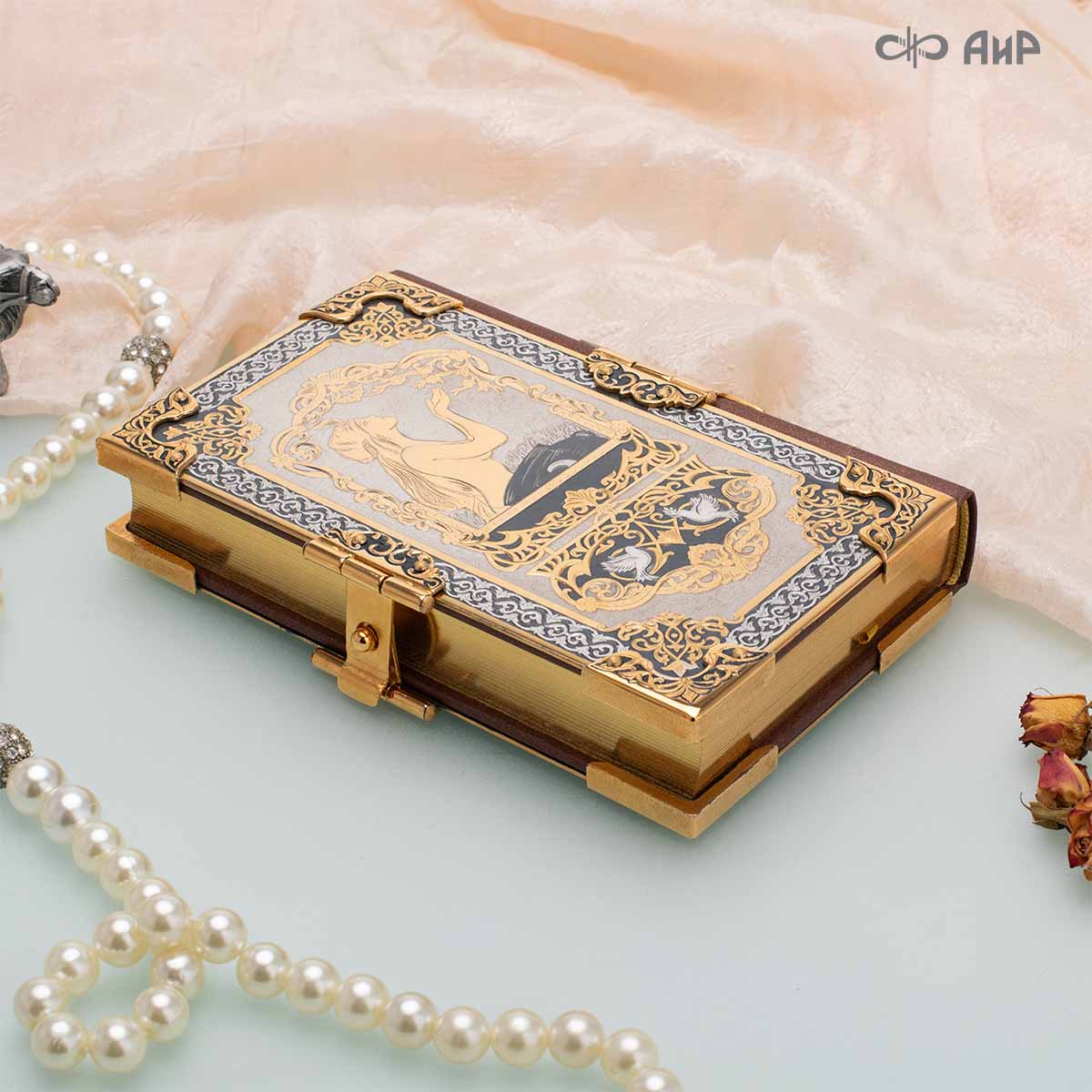 Книга в окладе Омар Хайям. Рубаи, Артикул: 39182 - Компания «АиР»