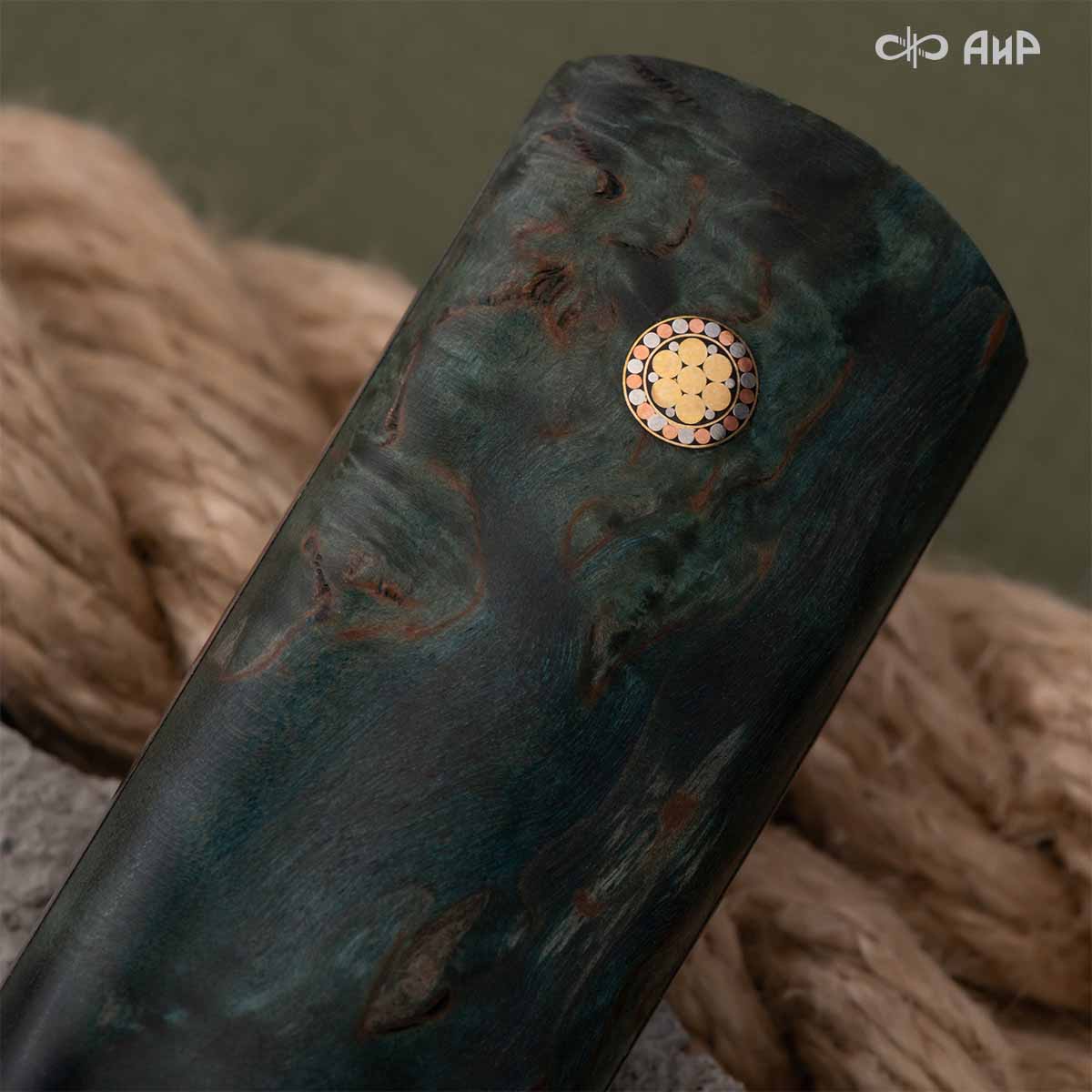 Сербский нож ЦМ (стабилизированная карельская береза зеленая, латунь, кастомная заточка) - Компания «АиР»