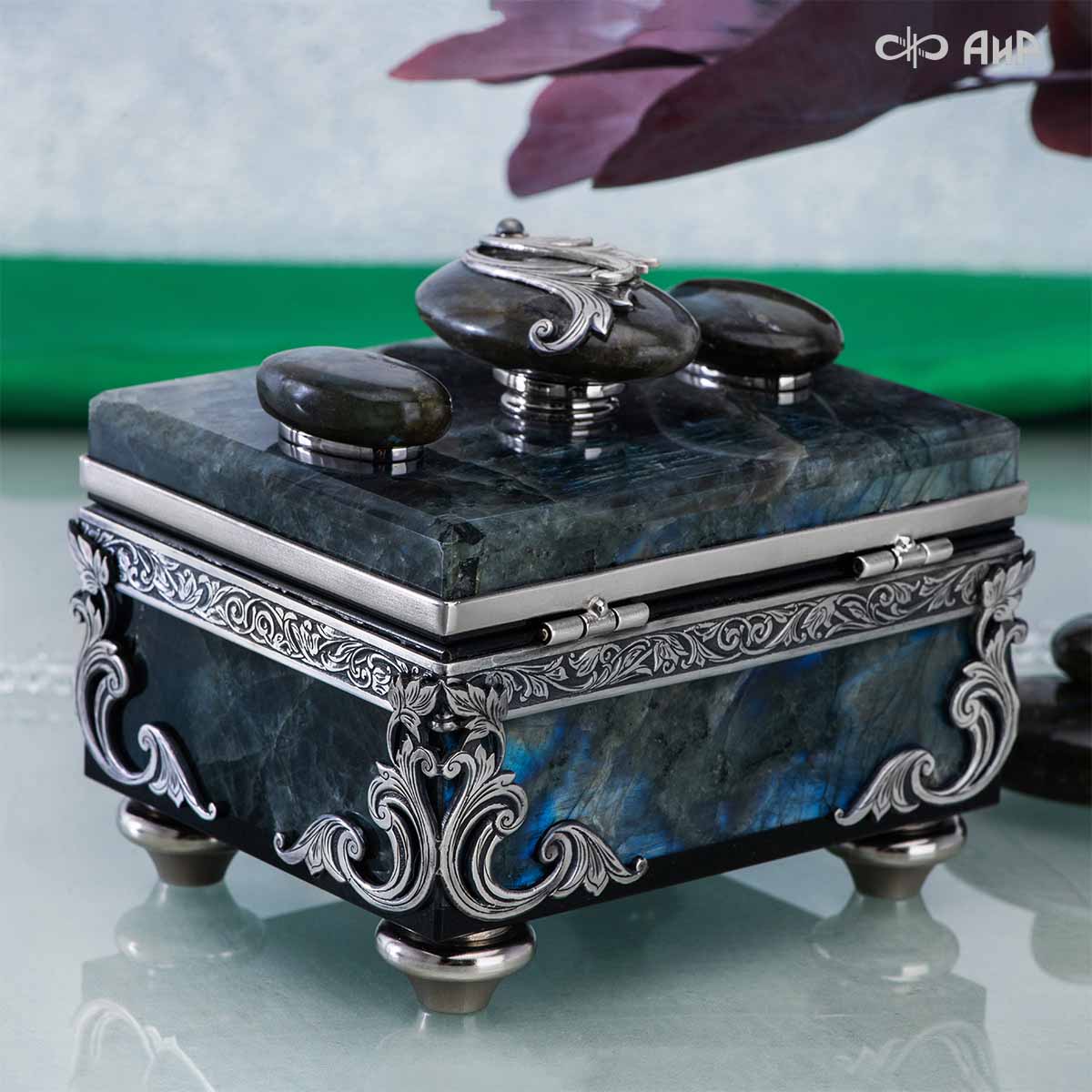 Шкатулка из лабрадорита Светлячки, Артикул: 39206 - Компания «АиР»