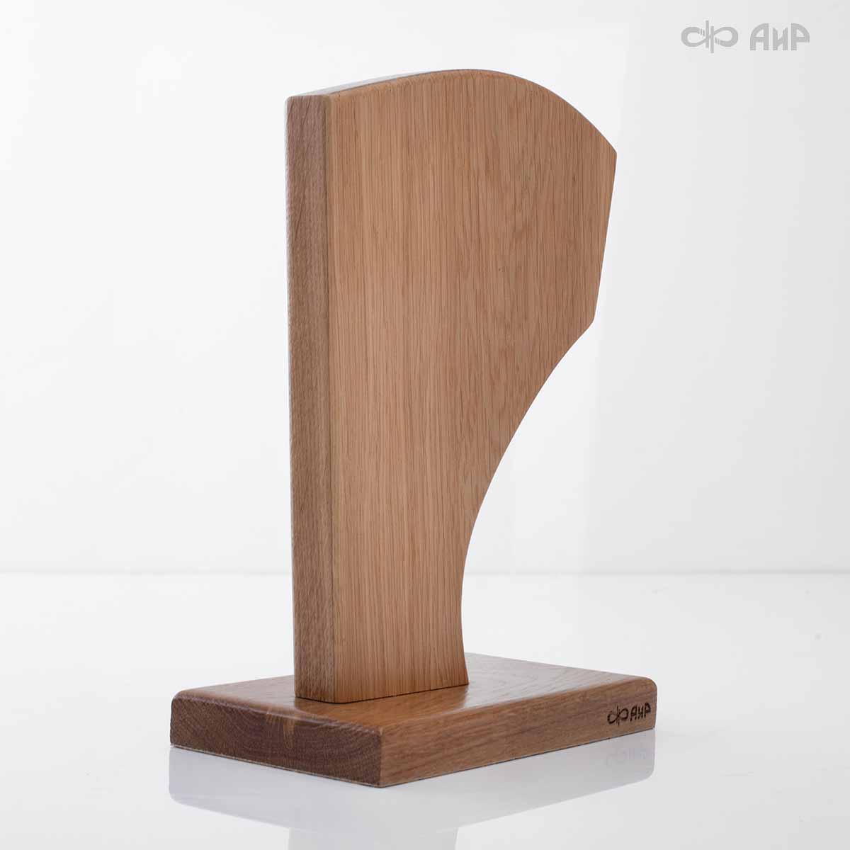 Магнитный держатель для ножей Парус (дуб) - Компания «АиР»