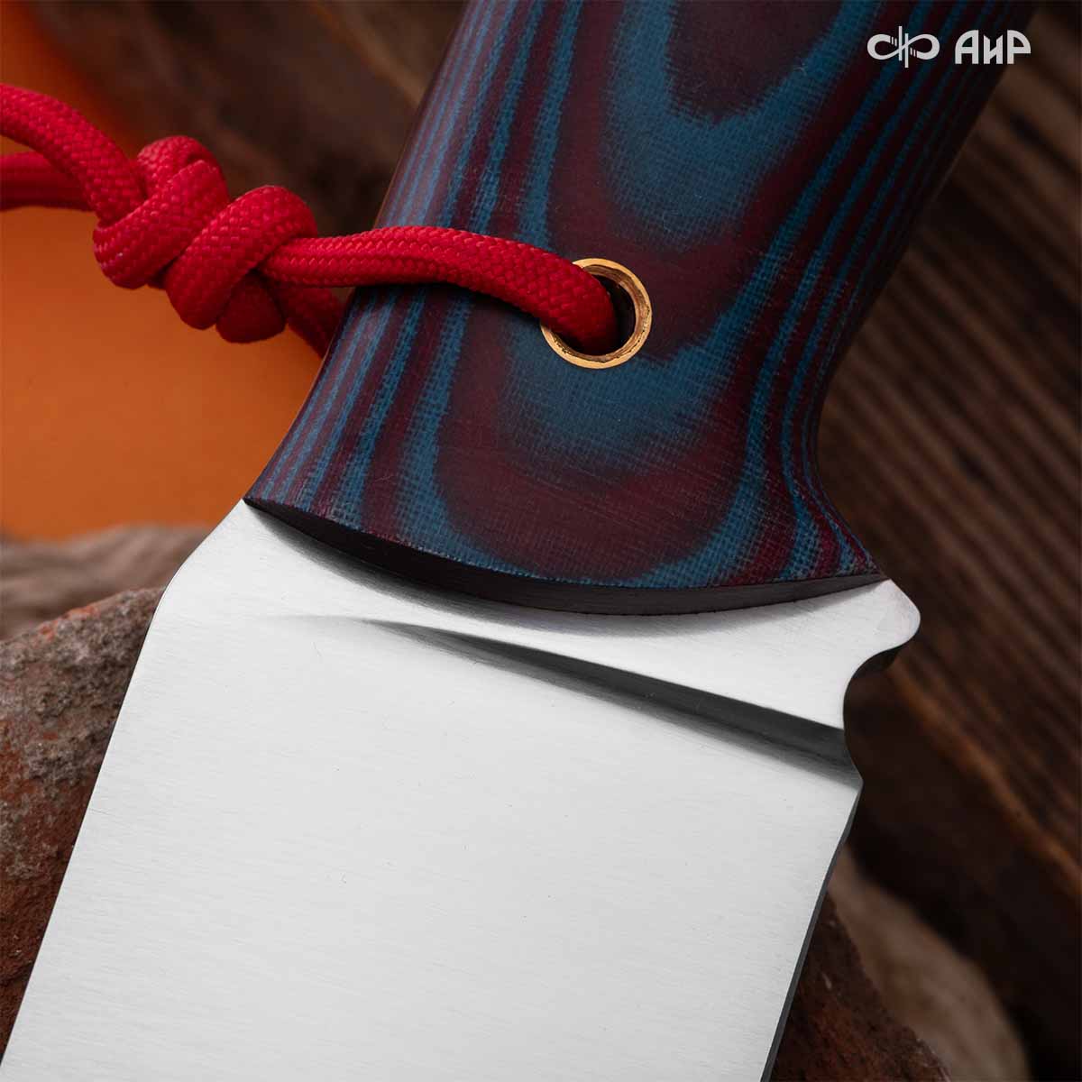 Уралмаш тесак (микарта красно-синяя, паракорд с темлячным узлом, кастомная заточка) - Компания «АиР»