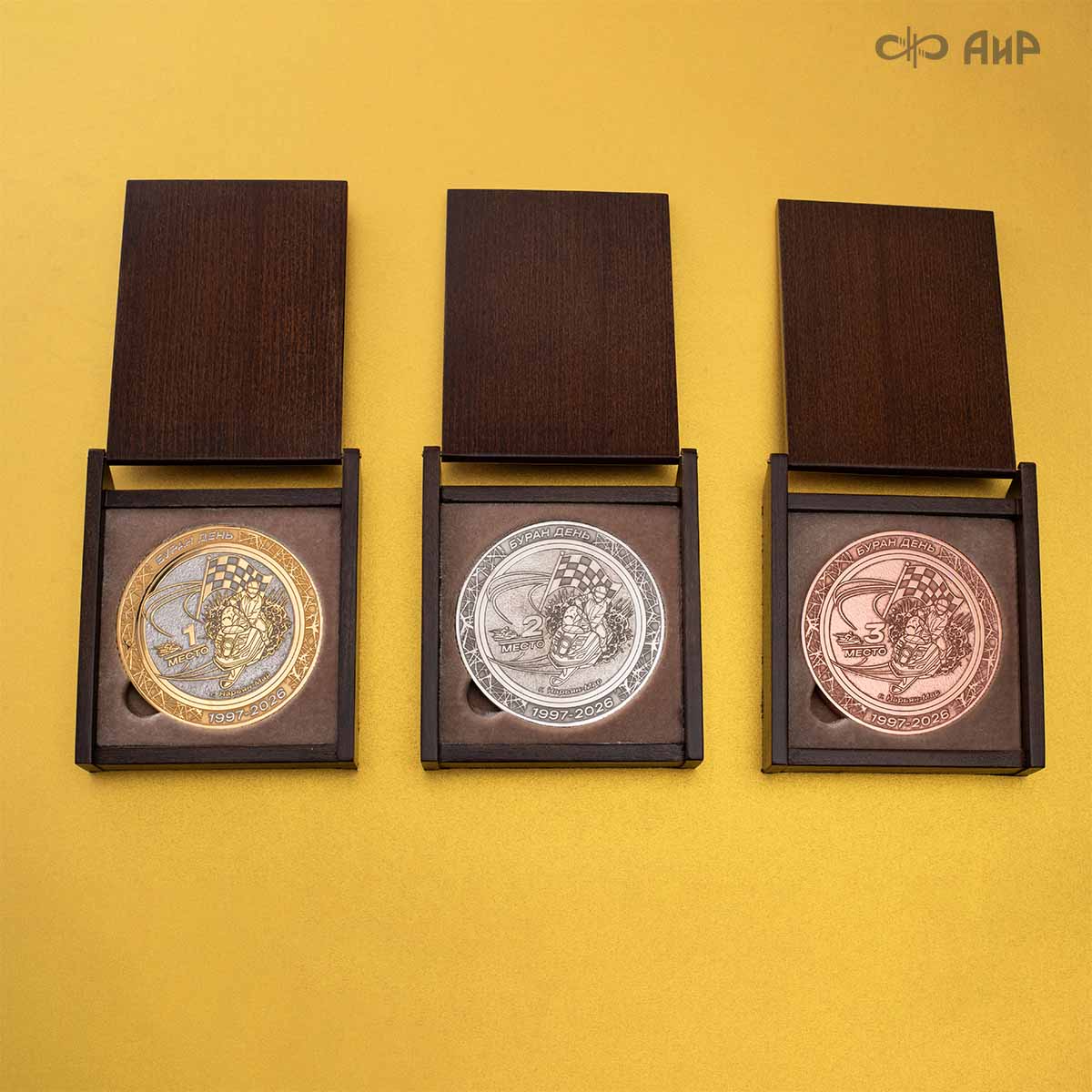 Медали Буран-День - Компания «АиР»