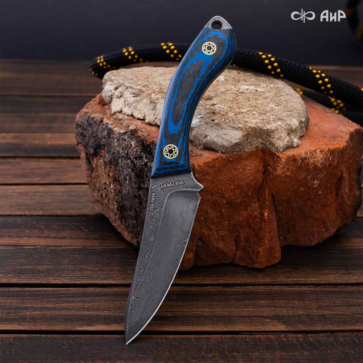 Шейный (карбон зебра синий, мозаичные пины) дамасская сталь ZDI-1016 - Компания «АиР»