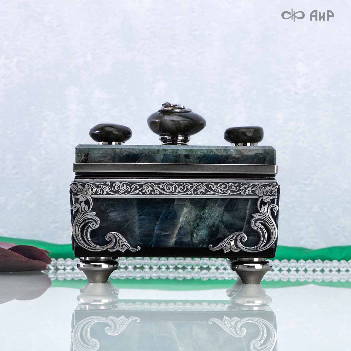 Шкатулка из лабрадорита Светлячки, Артикул: 39206 - Компания «АиР»