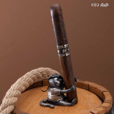 Композиция Пират Воробей с сигарой (ореховый кап, золото, серебро), дамасская сталь ZDI-1016 - Компания «АиР»