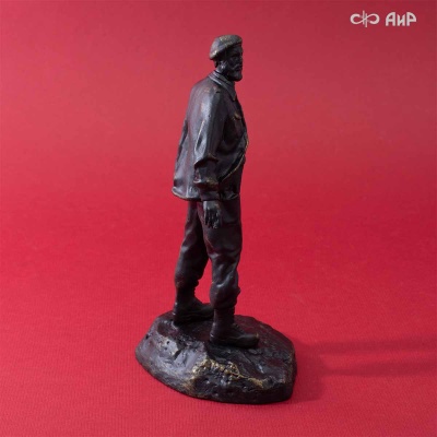 Композиция Фидель с сигарой, ореховый кап, золото, черный никель, дамасская сталь ZDI-1016, Артикул: AF0000025163 - Компания «АиР»