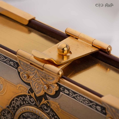 Святое Евангелие в окладе, Артикул: 38995 - Компания «АиР»