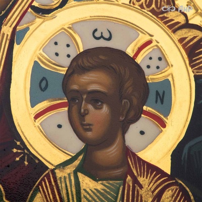 Икона Божией Матери Всецарица (Пантанасса) в окладе и киоте, Артикул: 39149 - Компания «АиР»