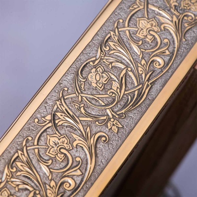 Икона Божией Матери Всецарица (Пантанасса) в окладе и киоте, Артикул: 39149 - Компания «АиР»