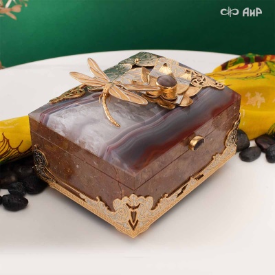 Шкатулка Стрекоза и лотос из яшмы и агата, Артикул: 39044 * - Компания «АиР»