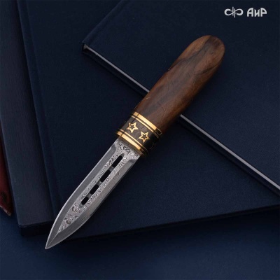 Композиция Фидель с сигарой, ореховый кап, золото, черный никель, дамасская сталь ZDI-1016, Артикул: AF0000025163 - Компания «АиР»