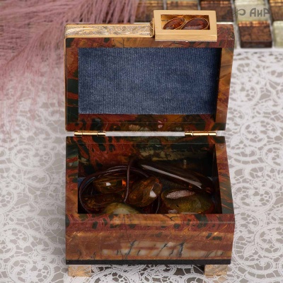 Шкатулка Энергия солнца из яшмы Пикассо и янтаря, Артикул: 38712 - Компания «АиР»