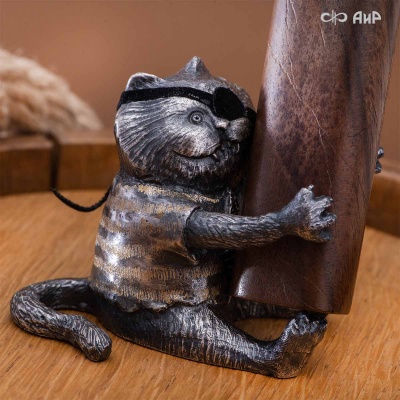 Композиция Пират Воробей с сигарой (ореховый кап, золото, серебро), дамасская сталь ZDI-1016 - Компания «АиР»